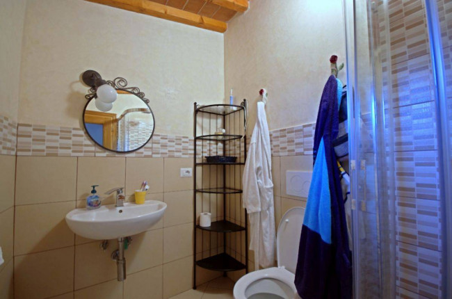 Casa colonica in vendita a Reggello