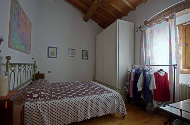 Casa colonica in vendita a Reggello