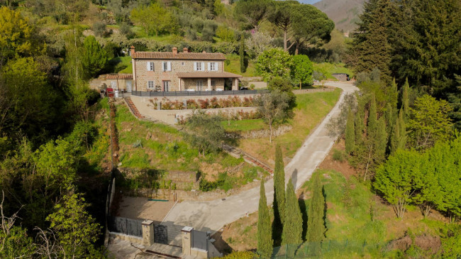 Cascina/Casale/Masseria in vendita a Reggello