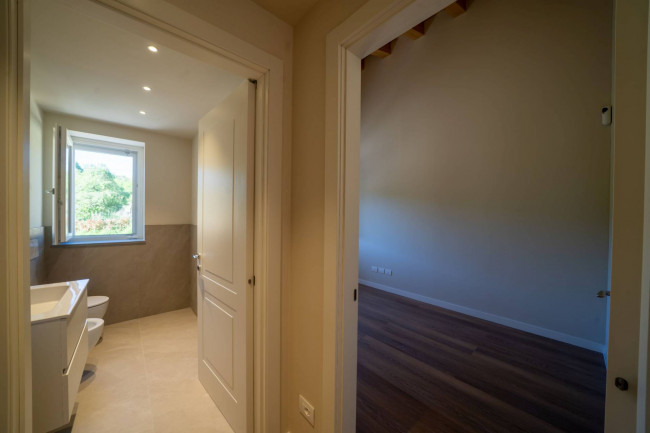 appartamento con ingresso indipendente in vendita a Castelfranco Piandiscò