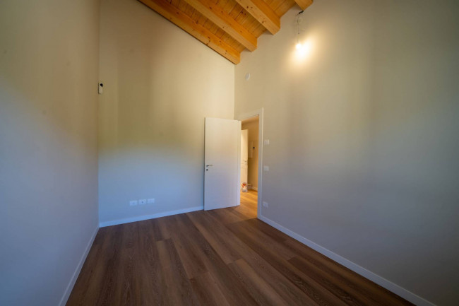 appartamento con ingresso indipendente in vendita a Castelfranco Piandiscò