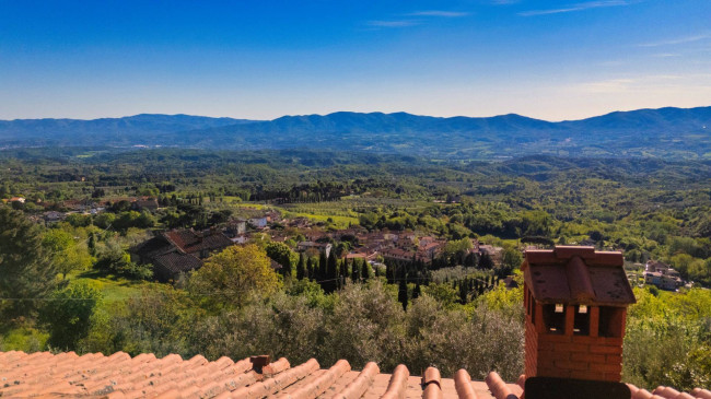 Cascina/Casale/Masseria in vendita a Reggello