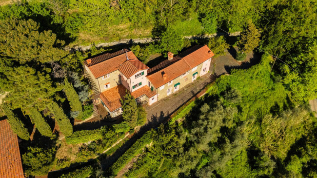 Cascina/Casale/Masseria in vendita a Reggello