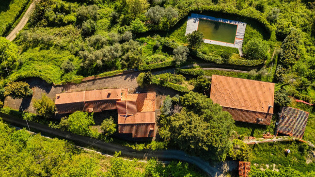 Cascina/Casale/Masseria in vendita a Reggello