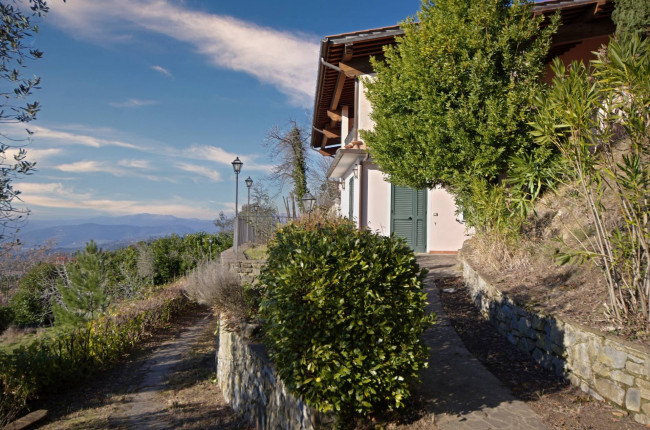 Cascina/Casale/Masseria in vendita a Reggello