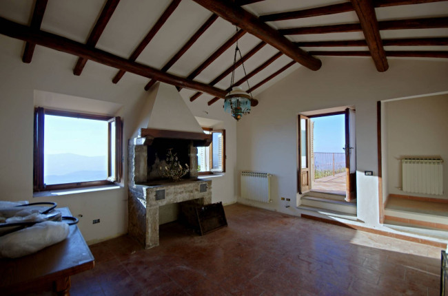 Cascina/Casale/Masseria in vendita a Reggello