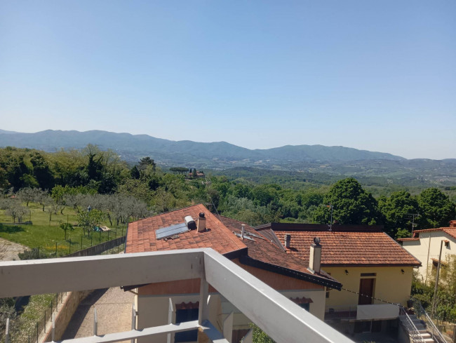 Appartamento in vendita a Reggello