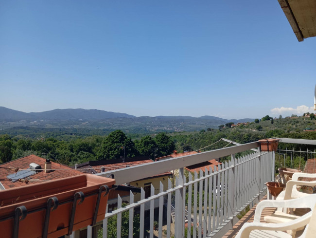 Appartamento in vendita a Reggello