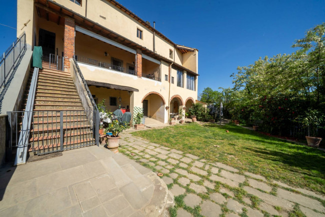 Casa colonica in vendita a Castelfranco Piandiscò