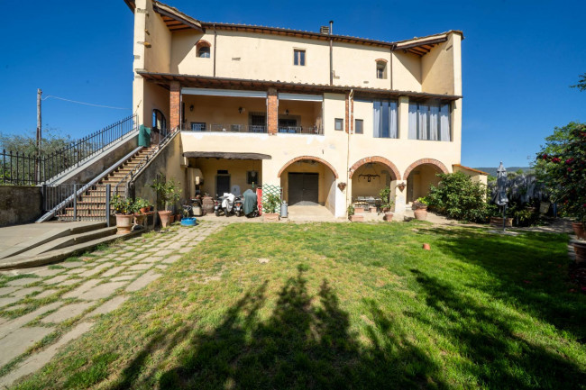 Casa colonica in vendita a Castelfranco Piandiscò