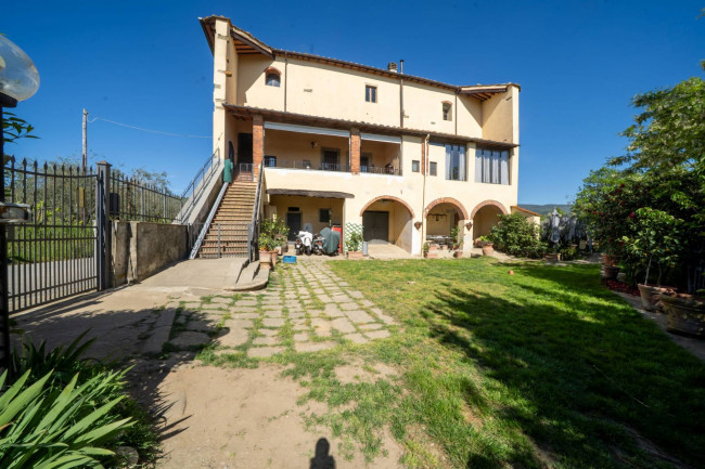 Casa colonica in vendita a Castelfranco Piandiscò