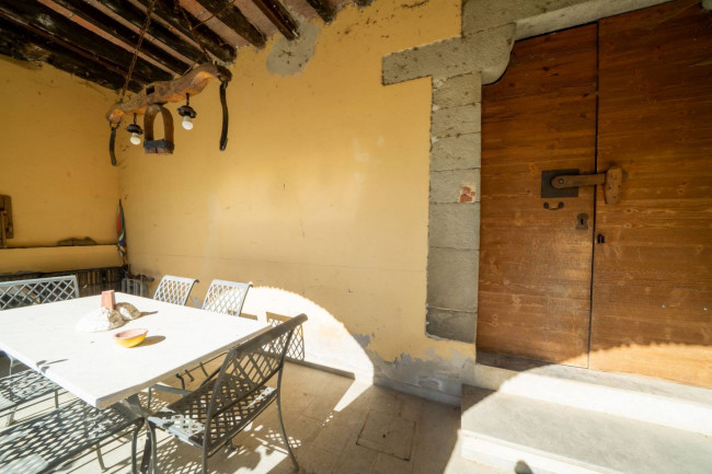 Casa colonica in vendita a Castelfranco Piandiscò
