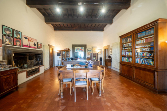 Casa colonica in vendita a Castelfranco Piandiscò