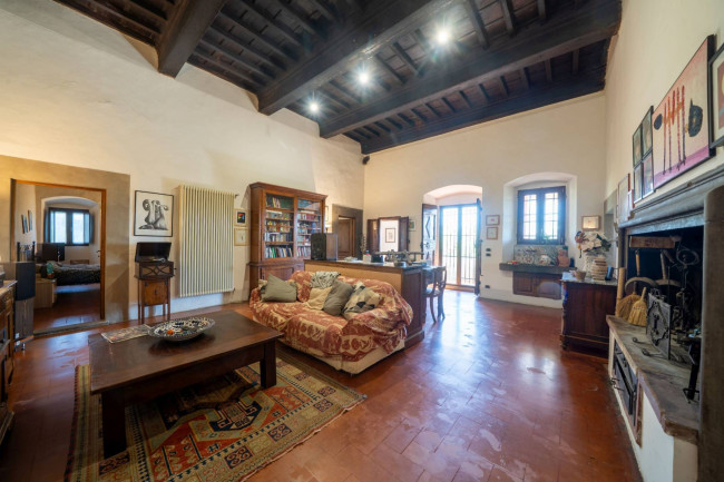Casa colonica in vendita a Castelfranco Piandiscò