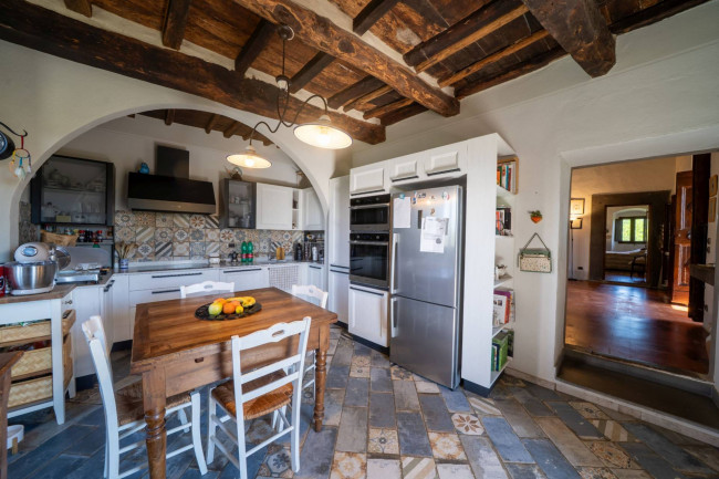 Casa colonica in vendita a Castelfranco Piandiscò