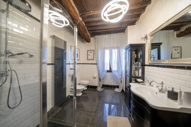 Casa colonica in vendita a Castelfranco Piandiscò