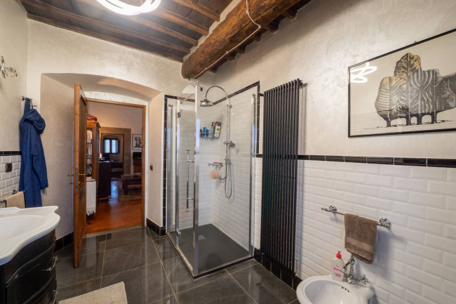 Casa colonica in vendita a Castelfranco Piandiscò