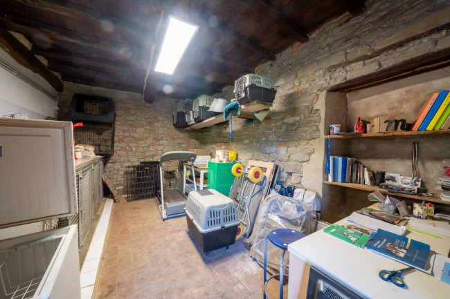 Casa colonica in vendita a Castelfranco Piandiscò