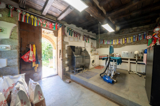 Casa colonica in vendita a Castelfranco Piandiscò