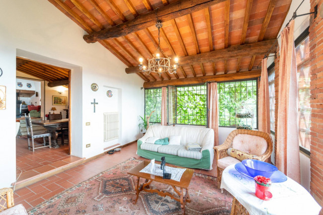 Casa colonica in vendita a Reggello