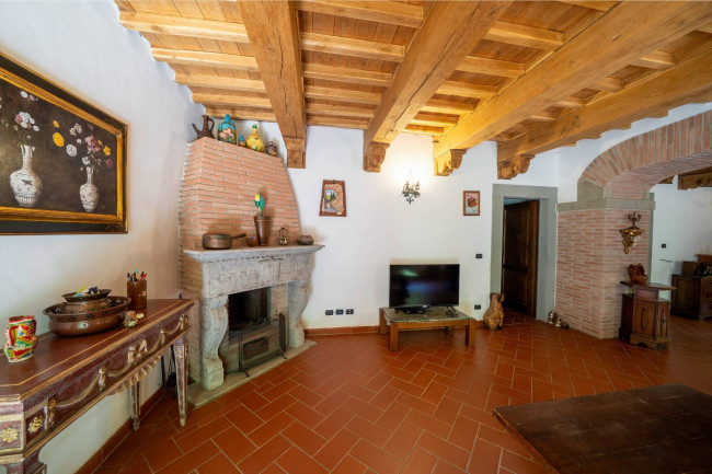 Casa semi indipendente in vendita a Reggello