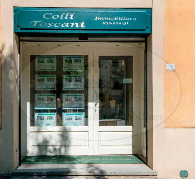appartamento con ingresso indipendente in vendita a Reggello
