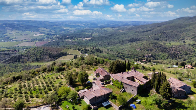 Cascina/Casale/Masseria in vendita a Greve in Chianti
