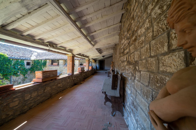 Cascina/Casale/Masseria in vendita a Greve in Chianti