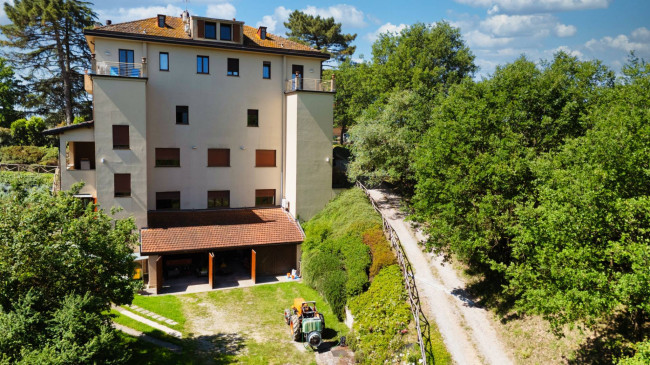 Cascina/Casale/Masseria in vendita a Terranuova Bracciolini