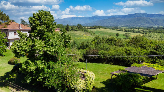 Cascina/Casale/Masseria in vendita a Terranuova Bracciolini