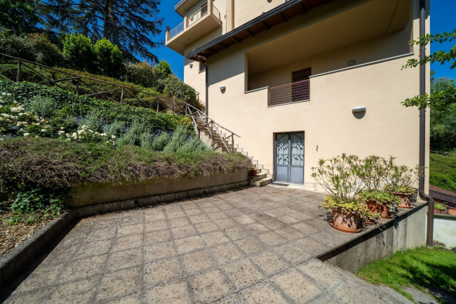 Cascina/Casale/Masseria in vendita a Terranuova Bracciolini