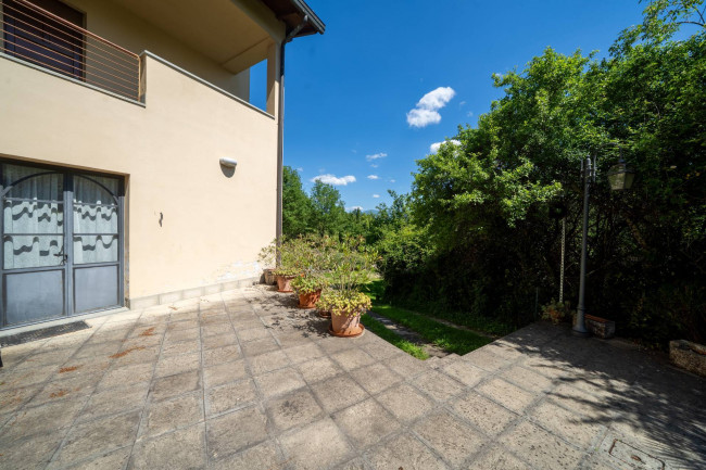 Cascina/Casale/Masseria in vendita a Terranuova Bracciolini