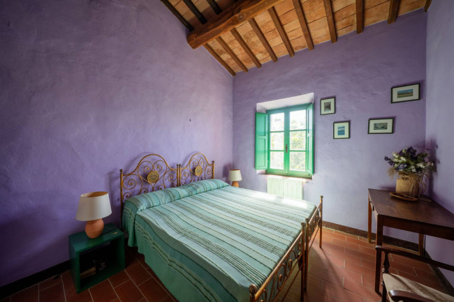 Cascina/Casale/Masseria in vendita a Cetona