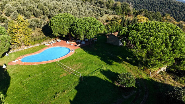 Casa colonica in vendita a Figline e Incisa Valdarno