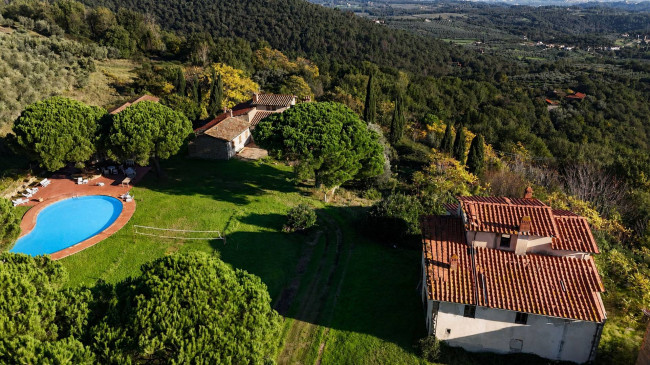 Casa colonica in vendita a Figline e Incisa Valdarno