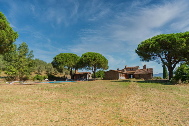 Casa colonica in vendita a Figline e Incisa Valdarno