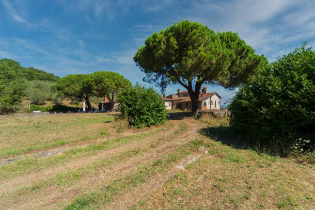 Casa colonica in vendita a Figline e Incisa Valdarno