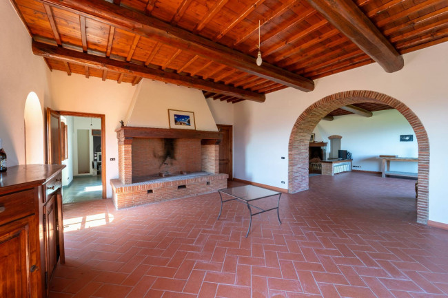 Casa colonica in vendita a Figline e Incisa Valdarno