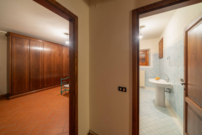 Casa colonica in vendita a Figline e Incisa Valdarno