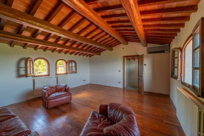 Casa colonica in vendita a Figline e Incisa Valdarno