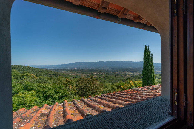 Casa colonica in vendita a Figline e Incisa Valdarno