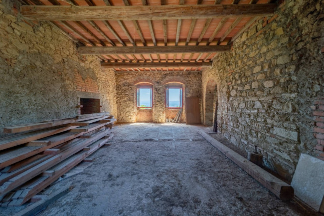 Casa colonica in vendita a Figline e Incisa Valdarno