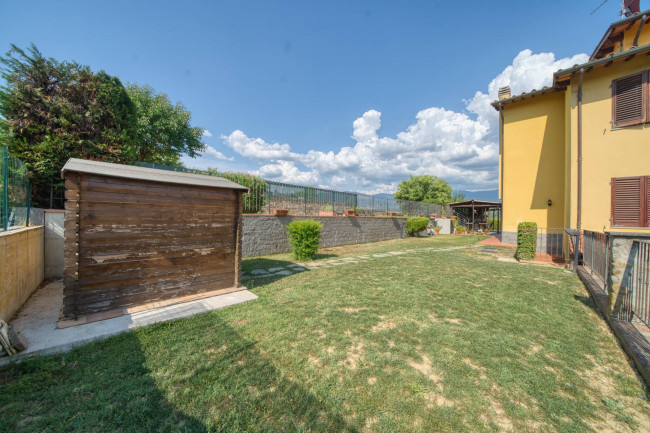 Casa semi indipendente in vendita a Reggello