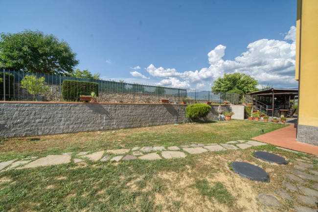 Casa semi indipendente in vendita a Reggello