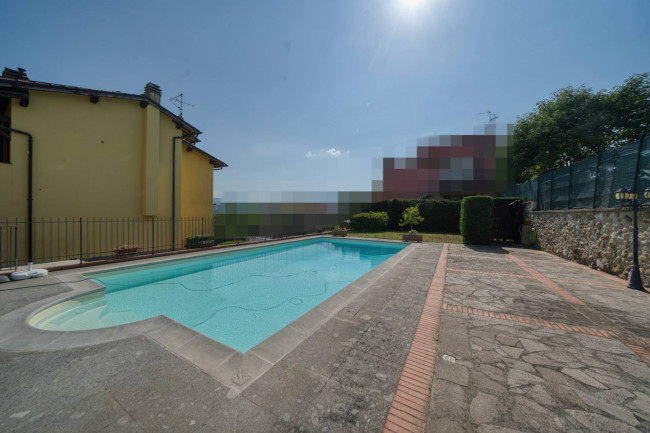Casa semi indipendente in vendita a Reggello