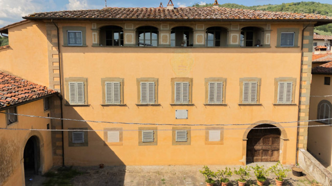 Villa in vendita a Castelfranco Piandiscò