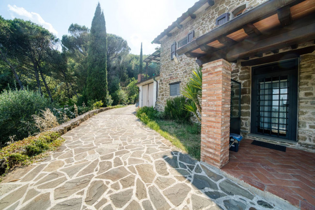 Casa colonica in vendita a Figline e Incisa Valdarno