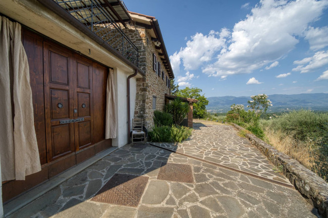 Casa colonica in vendita a Figline e Incisa Valdarno