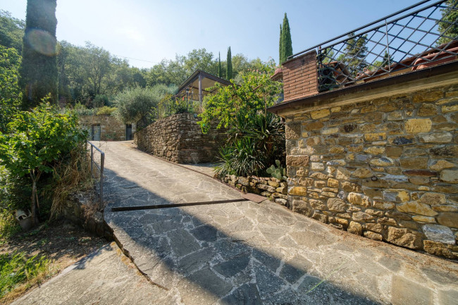 Casa colonica in vendita a Figline e Incisa Valdarno