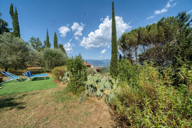 Casa colonica in vendita a Figline e Incisa Valdarno